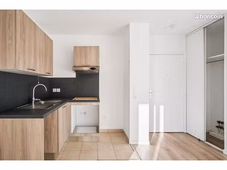meaux - t3 à louer (61 47m²)