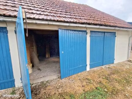 parking/box 20 m² thiberville