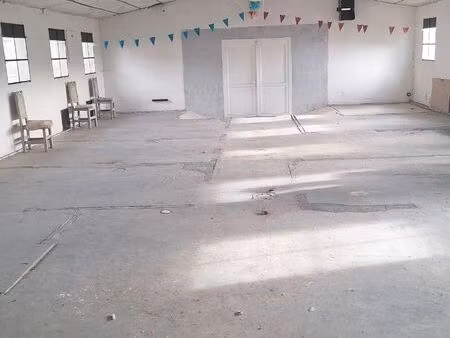 bâtiment pour artisan ou stockage