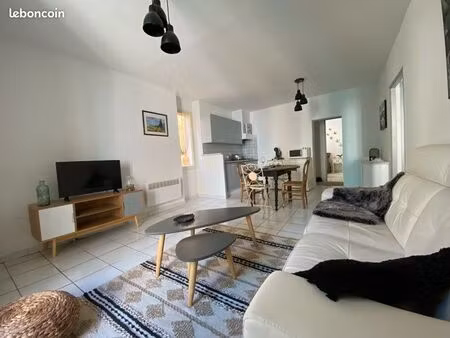 loue appartement t3 meublé   pézenas