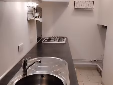 maison à louer de 46 m2 sur epenede 16490