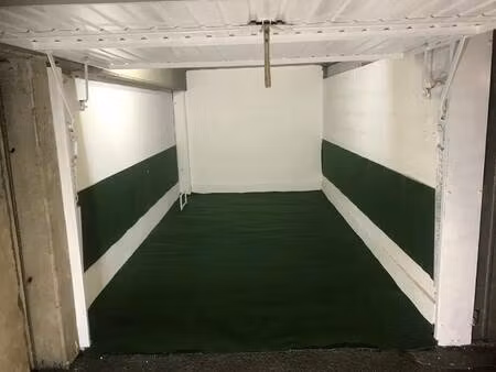 parking à louer