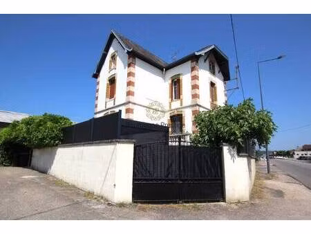 maison de ville à vendre