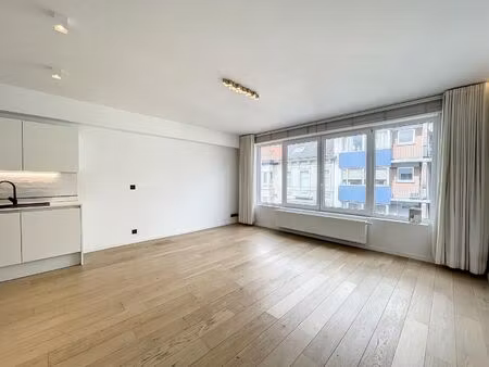 appartement à louer à jacques eggermontstraat 51 gand (rbw08981)