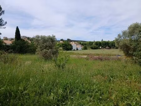 terrain constructible viabilisé à vendre