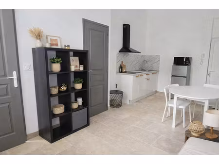 location appartement 1 pièce 17 m² à bagnols-sur-cèze (30200)