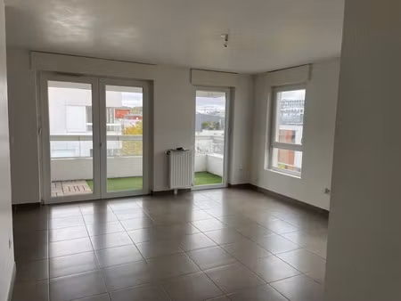 location appartement 5 pièces 89 m² à massy (91300)  2 200 €