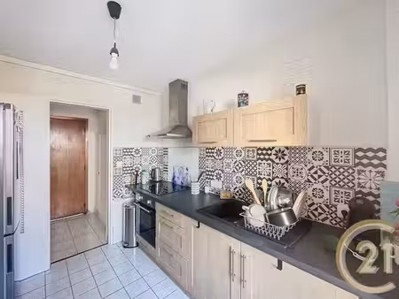 appartement f3 à vendre - 3 pièces - 55 75 m2 - sochaux - 25 - franche-comte