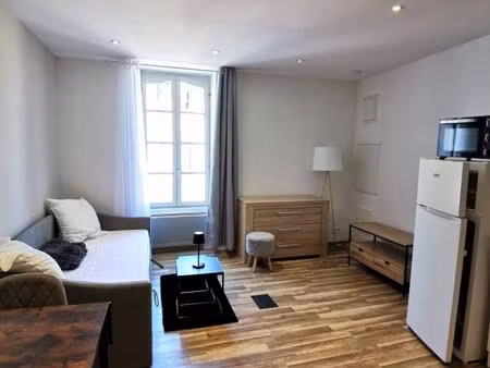 pertuis - studio 23 m²