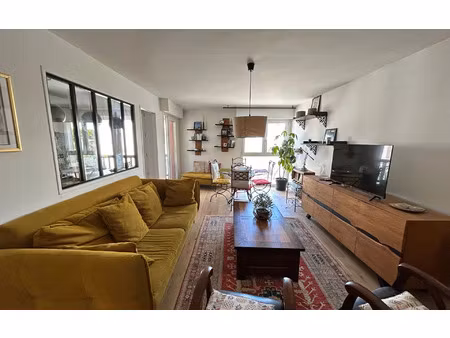 location appartement  m² t-3 à vannes  1 090 €