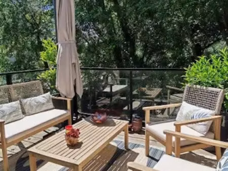 location appartement 4 pièces 87 m² à villeneuve-les-avignon (30400)  1 295 €