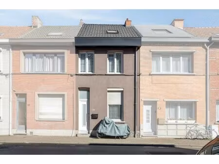 instapklaar huis met 3 slaapkamers te koop in merksem