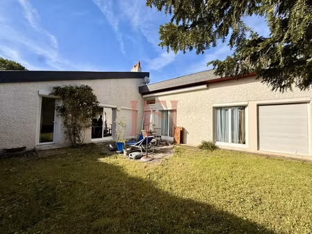 maison de plain-pied secteur calme - proche centre ville châ