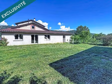 maison 158 m² avec grands volumes  dépendances et terrain