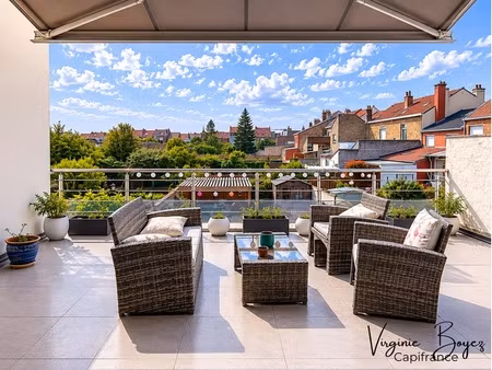 maison bel étage rénovée avec garage et sous-sol complet – quartier sainte-germaine à coud