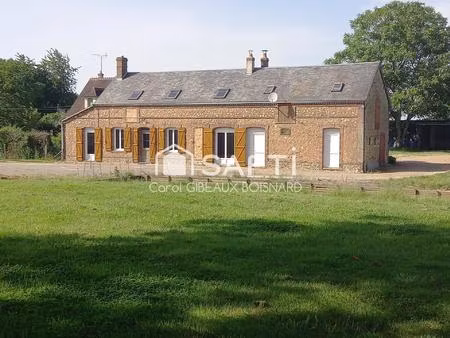 belle longère en pierre avec dépendances et grand terrain