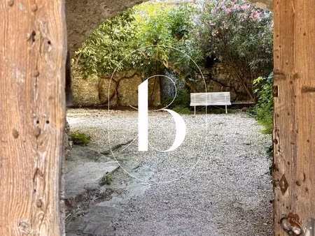 maison de village