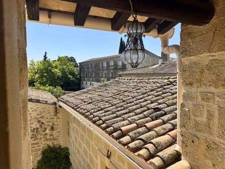 belle maison de village avec patio  jardin  garage et t2