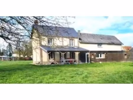 maison 186 m2 avec 5 chambres sur un terrain arboré de 5510 m2