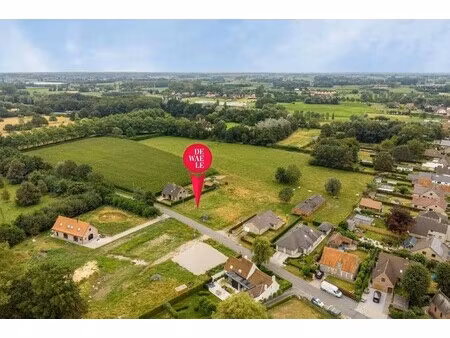 grond (1.297m²) te koop voor halfopen bebouwing te sijsele (damme)