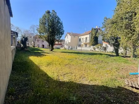 terrain constructible viabilisé à vendre