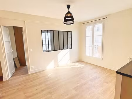 beaux 2 pièces en parfait état