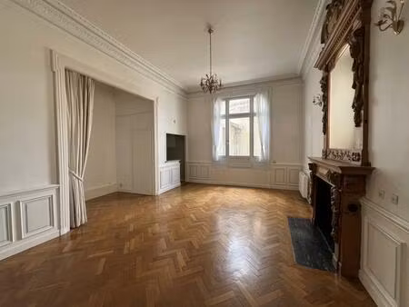 appartement n°8-t1 rue des farges le puy en velay