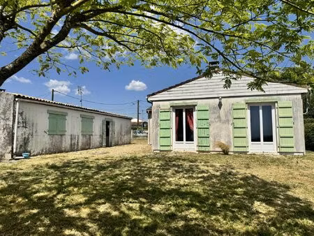 maison avec dépendances et vue sur l'estuaire !