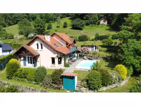 theys – propriété familiale avec t2 indépendant  piscine da
