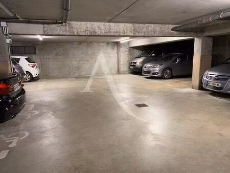 parking à louer