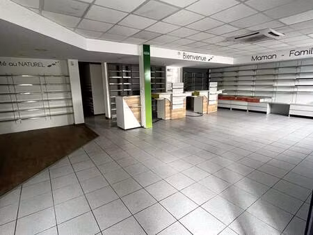 local commercial à louer