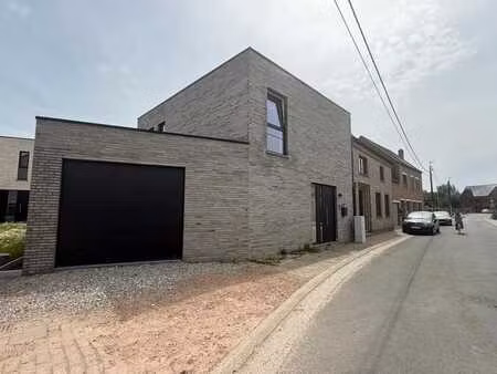energiezuinige nieuwbouwwoning nabij tal van verbindingsw...