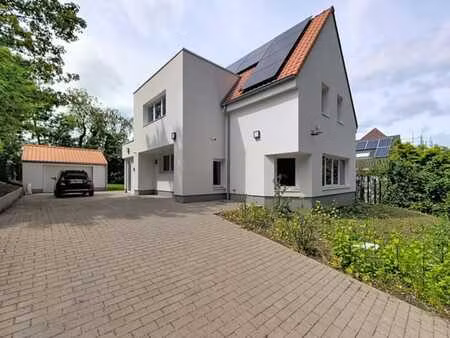villa 4 chambres peb a +