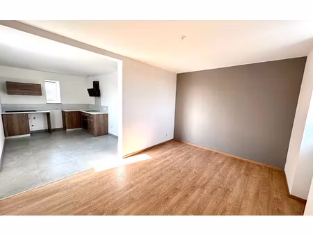 location appartement  m² t-2 à scherwiller  686 €