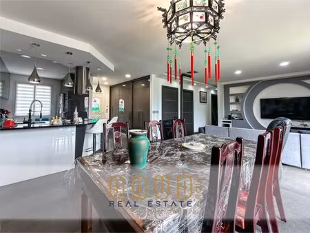 en vente maison 92 m² – 370 000 € |errouville