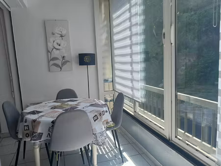 agréable appartement f2  cave