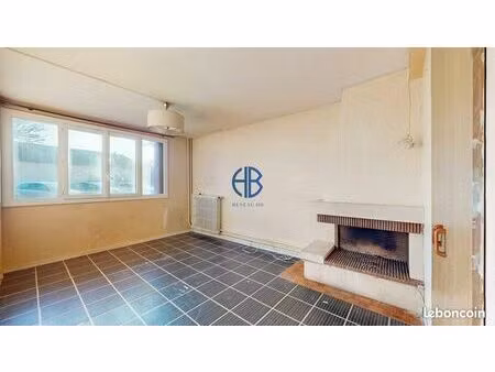 studio 1 pièce 28 m²