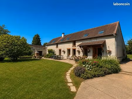 propriété 7 pièces 198 m²