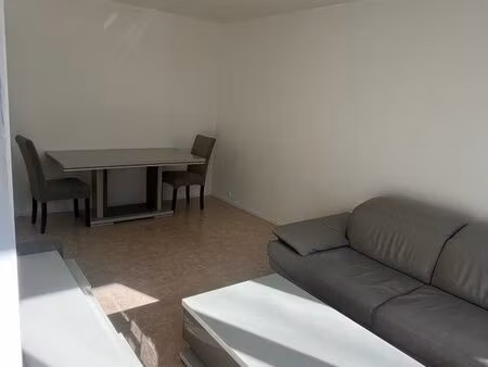 message pour les agences immobilières : appartement t3 à louer à gradignan
