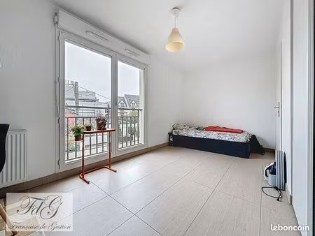 studio 1 pièce 24 m²