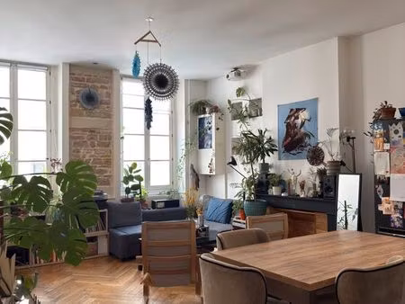 appartement meublé 2 pièces de 52 m² | lyon 1er  pentes de la croix-rousse
