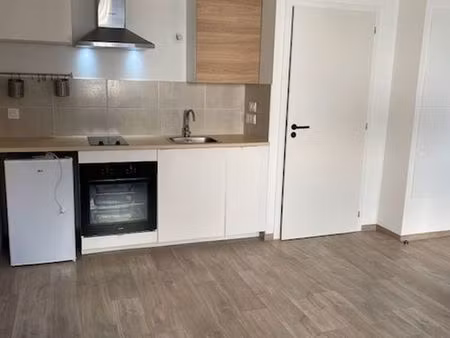 studio 1 pièce 23 m²