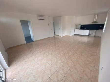location t3 foix