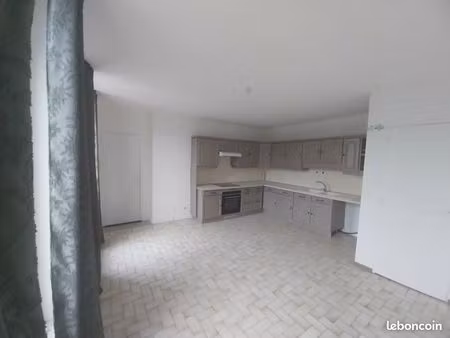 appartement 3 pièces 69 m² lumineux