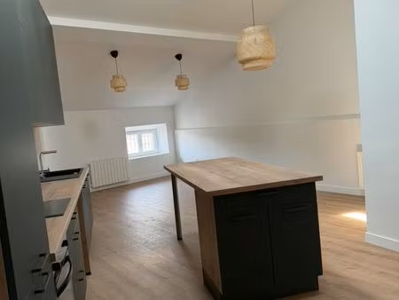 grand t2 meublé ou possibilité non meublé