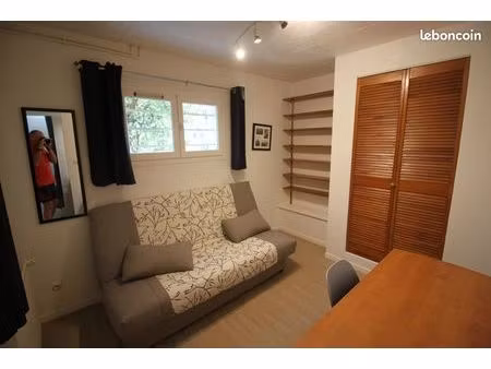 studio meublé dans maison individuelle
