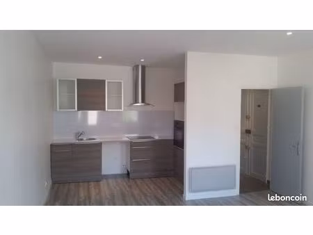 t3 64 m2 la garde centre ville