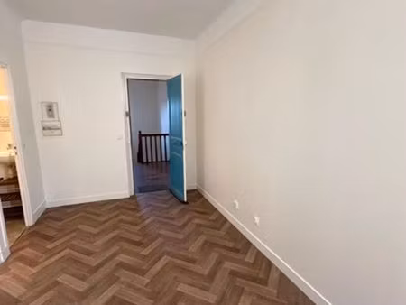 studio 1 pièce 24 m²