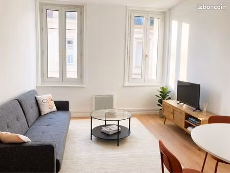 appartement t2 central et lumineux