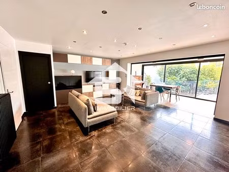 maison 5 pièces 137 m²